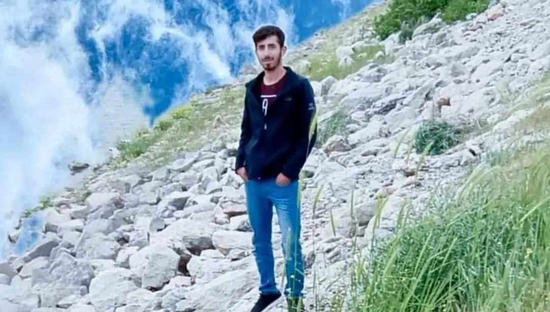 Piknikte girdiği çayda boğuldu