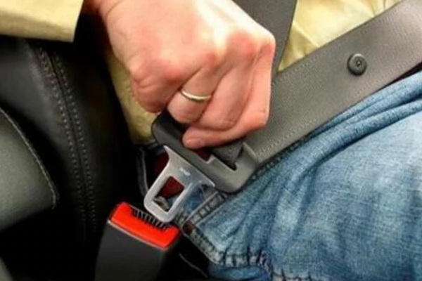 Otobüs ve Minibüslerde Tüm Yolculara Emniyet Kemeri Zorunluluğu