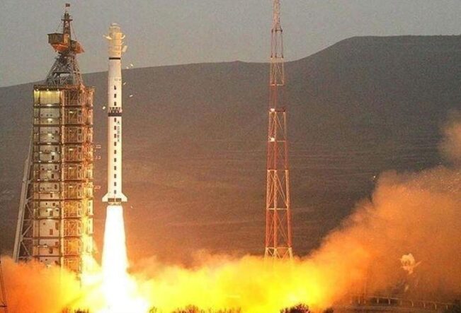 Çin, yeni geliştirdiği Licien-2 roketi ile ilk fırlatışı yaptı