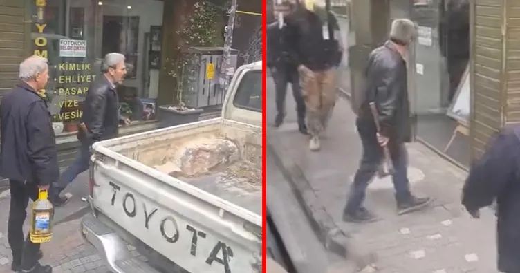 Bursa trafiğinde baltalı dehşet! Otobüs şoförünün üzerine yürüdü: Hakaretler havada uçuştu